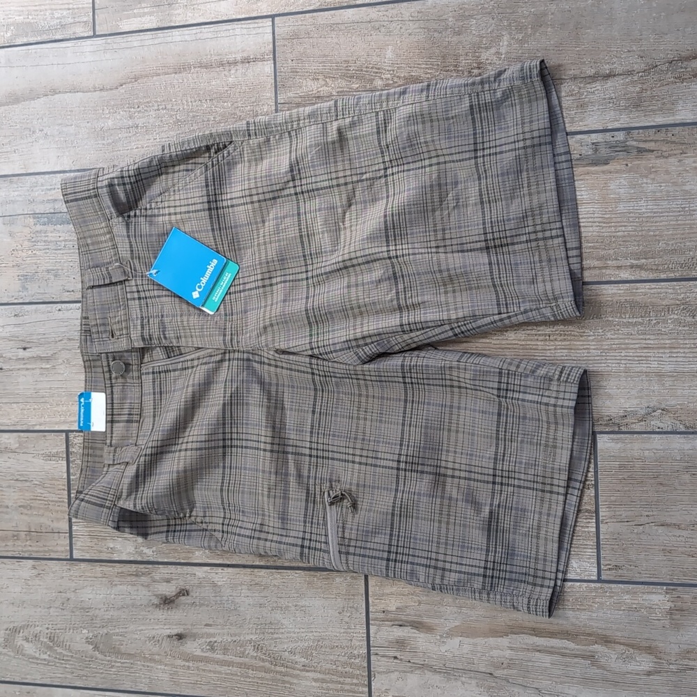 NEW Men's Columbia Curtis Creek Plaid Cargo Shorts, Modern Classic Fit